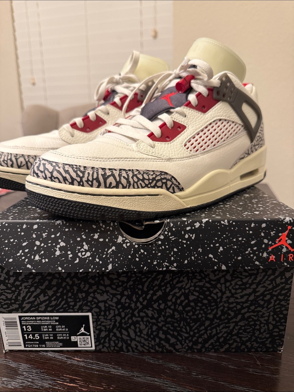 Jordan Spizike Low Sail/Varsity Red men’s size 13
